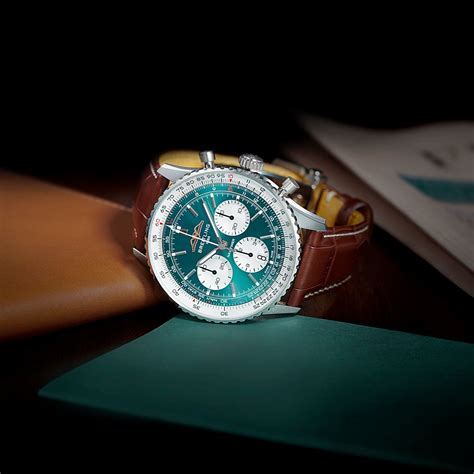 Breitling and Cathay Pacific Launch a Special 